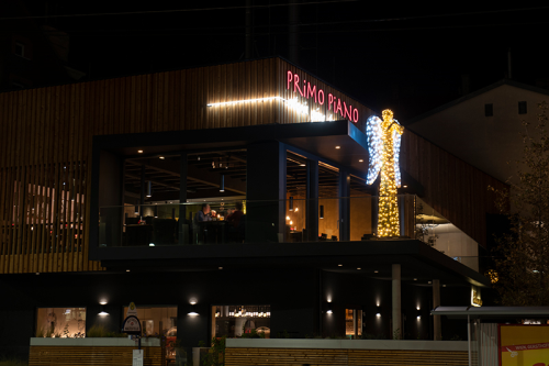 VERLEIH: LED 3D-Standmotiv "Engel Exklusiv" Gold/Weiß | HxBxT: 315x125x70cm | 56W | warmweiß statisch | eisweiß flasher | IP44 |