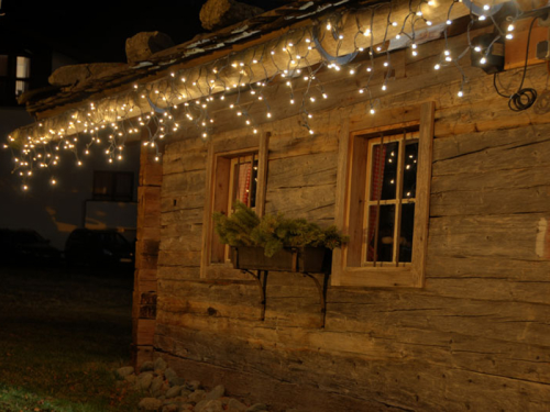 Peak Light LED 230V | 2m/40cm | 76 LEDs | 6W | 3200K | warmweiß | Kabel weiß | IP65 |