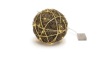 Batteriebetriebene Rattan-Kugel | braun/gold | D: 20cm | warmweiß | IP20 | inkl. Timer: 6h on/18h off | Batterie: 3xAA exkl. |