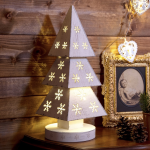 Batteriebetriebener 3D Weihnachtsbaum Pyramide - schafft weihnachtliche Stimmung für Ihr Zuhause