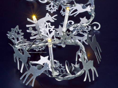 LED Lichterkette, Rentier, silber - die entzückenden Rehe bringen die Atmosphäre eines verschneiten Winterwaldes in Ihr Heim