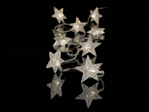 Transparente Weihnachtssternkette - bezaubert durch ihr edles und geheimnisvolles Leuchten