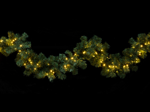 Weihnachtsgirlande - umrahmt mit zartem Licht Ihr Zuhause